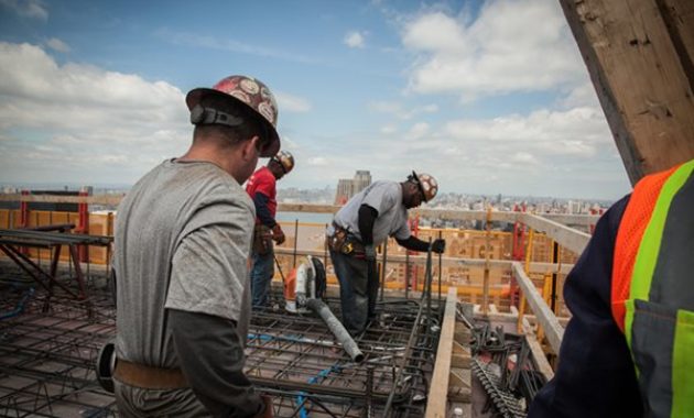 Peningkatan Tukang Bangunan Dan Upahnya Ilustrasi